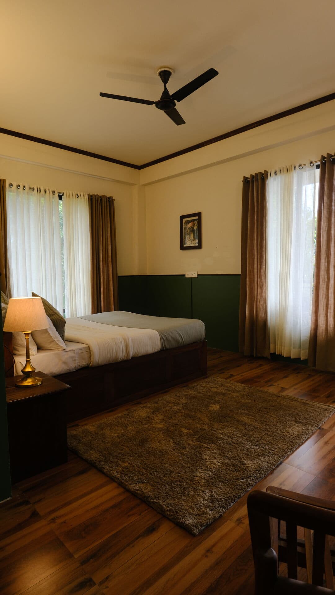 Standard Deluxe Room - Image 8